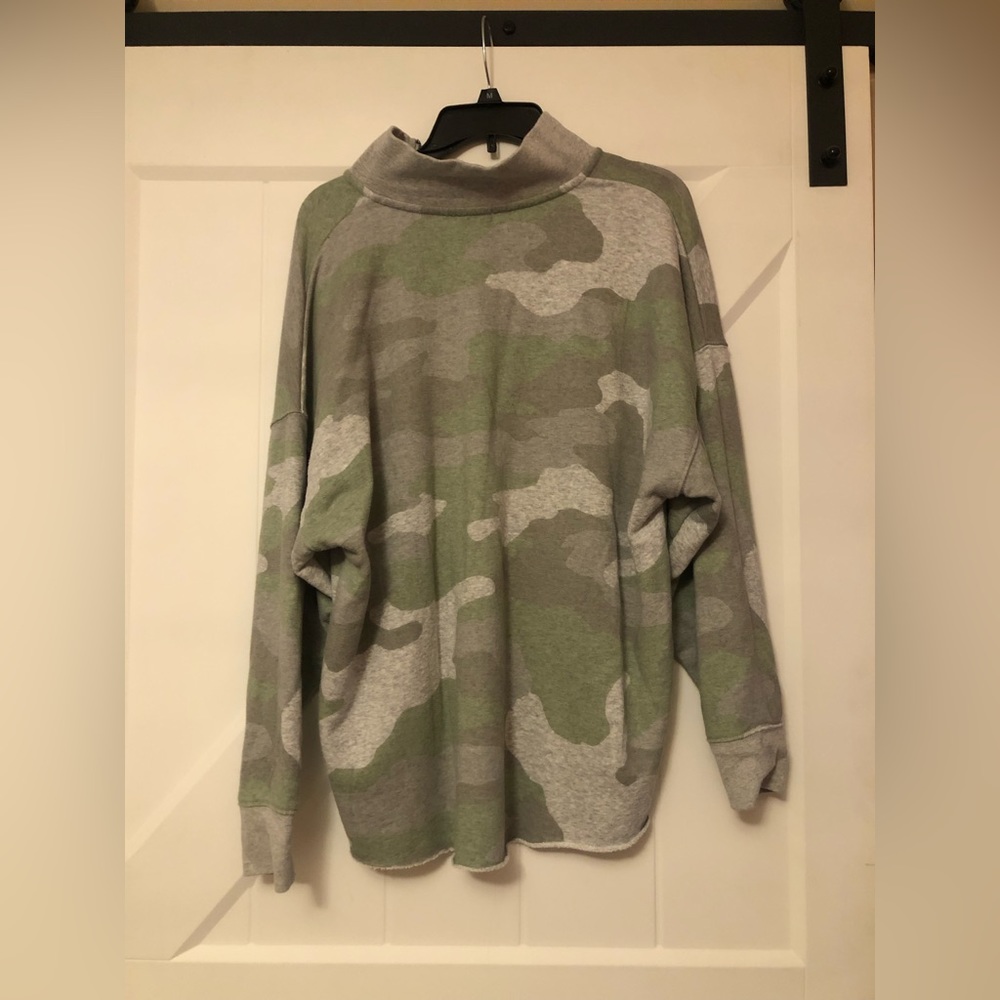 Aerie Sunday camo quarter zip - Picture 2 of 3